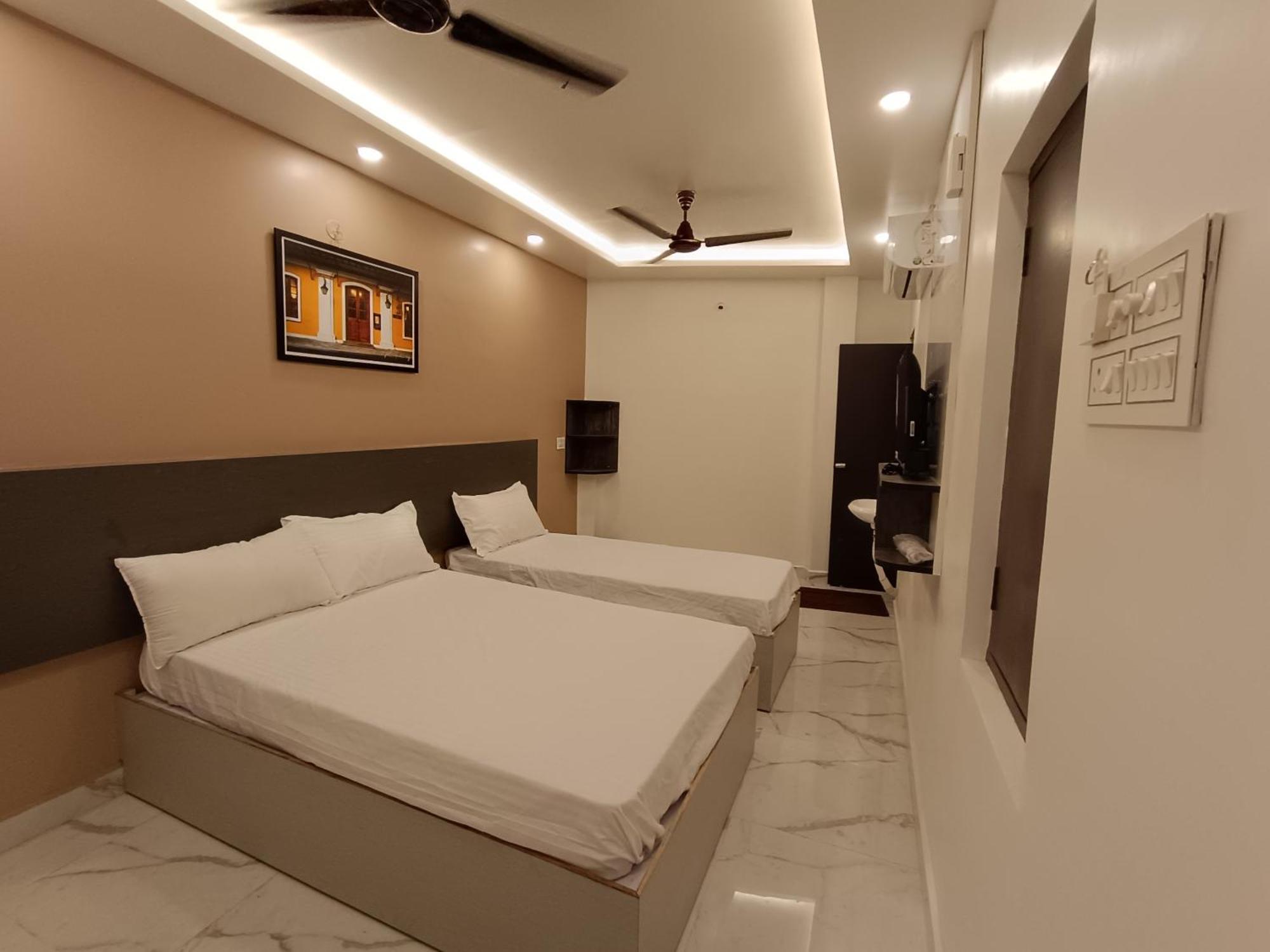 Arul Residency Hotel Puducherry Buitenkant foto